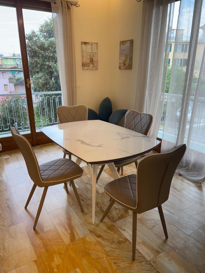 Welcome Riviera -Torre D'Avorio Appartamento 126 Mq Piu'Terrazzo25 Mq - Totalmente Rinnovato- 250 M Dal Centro - Parcheggio A Pagamento 15 Euro Al Giorno Da Prenotare In Anticipo Salvo Dispo -Parking At 15 Euro Per Day To Be Booked In Advance If Avai Rapallo Buitenkant foto