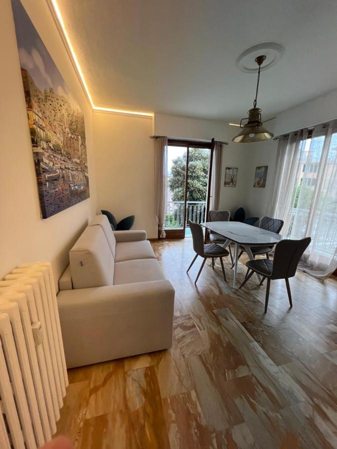 Welcome Riviera -Torre D'Avorio Appartamento 126 Mq Piu'Terrazzo25 Mq - Totalmente Rinnovato- 250 M Dal Centro - Parcheggio A Pagamento 15 Euro Al Giorno Da Prenotare In Anticipo Salvo Dispo -Parking At 15 Euro Per Day To Be Booked In Advance If Avai Rapallo Buitenkant foto