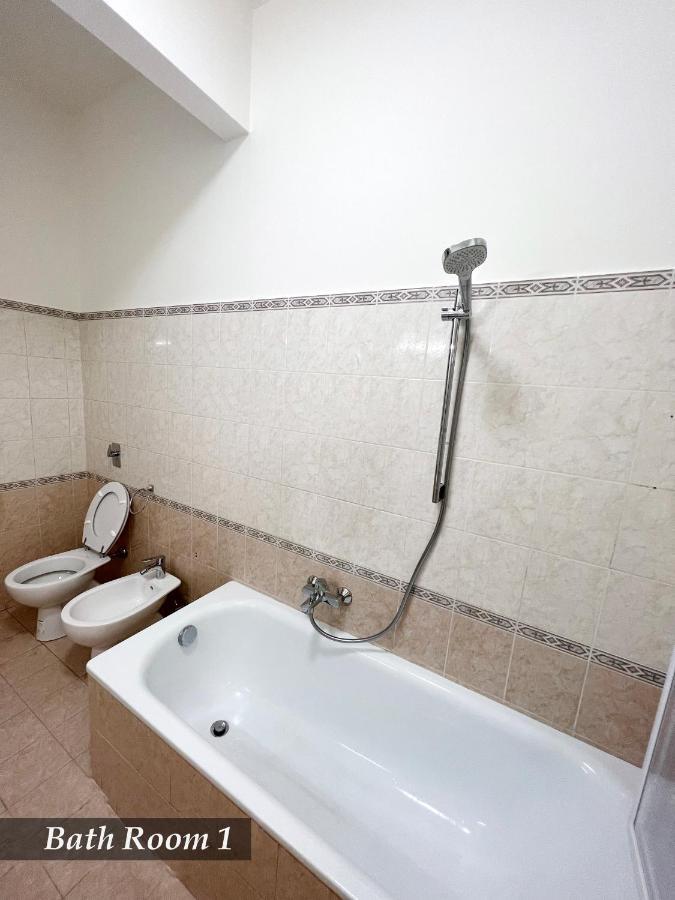 Welcome Riviera -Torre D'Avorio Appartamento 126 Mq Piu'Terrazzo25 Mq - Totalmente Rinnovato- 250 M Dal Centro - Parcheggio A Pagamento 15 Euro Al Giorno Da Prenotare In Anticipo Salvo Dispo -Parking At 15 Euro Per Day To Be Booked In Advance If Avai Rapallo Buitenkant foto