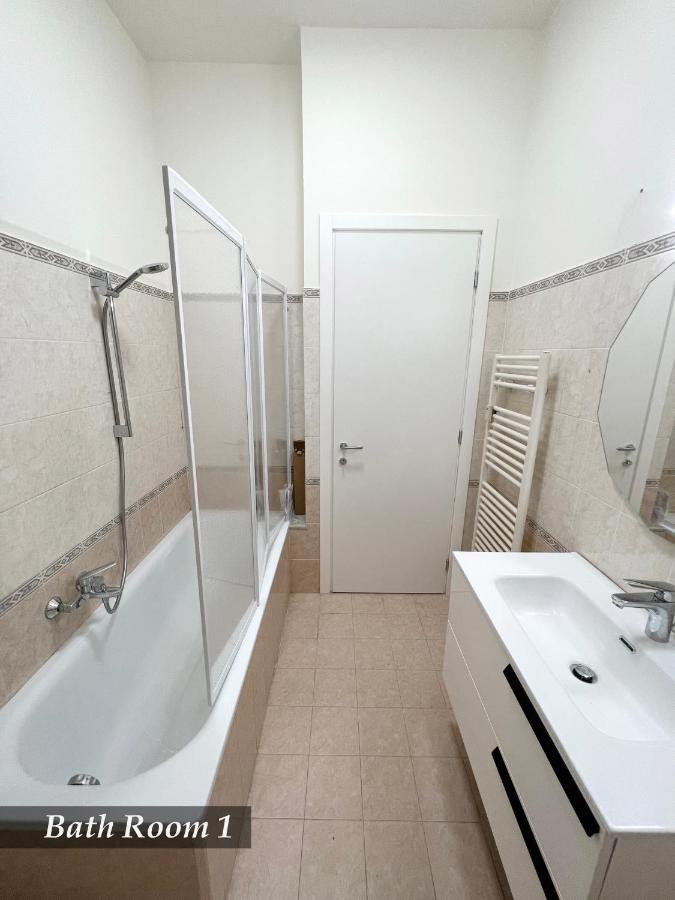 Welcome Riviera -Torre D'Avorio Appartamento 126 Mq Piu'Terrazzo25 Mq - Totalmente Rinnovato- 250 M Dal Centro - Parcheggio A Pagamento 15 Euro Al Giorno Da Prenotare In Anticipo Salvo Dispo -Parking At 15 Euro Per Day To Be Booked In Advance If Avai Rapallo Buitenkant foto